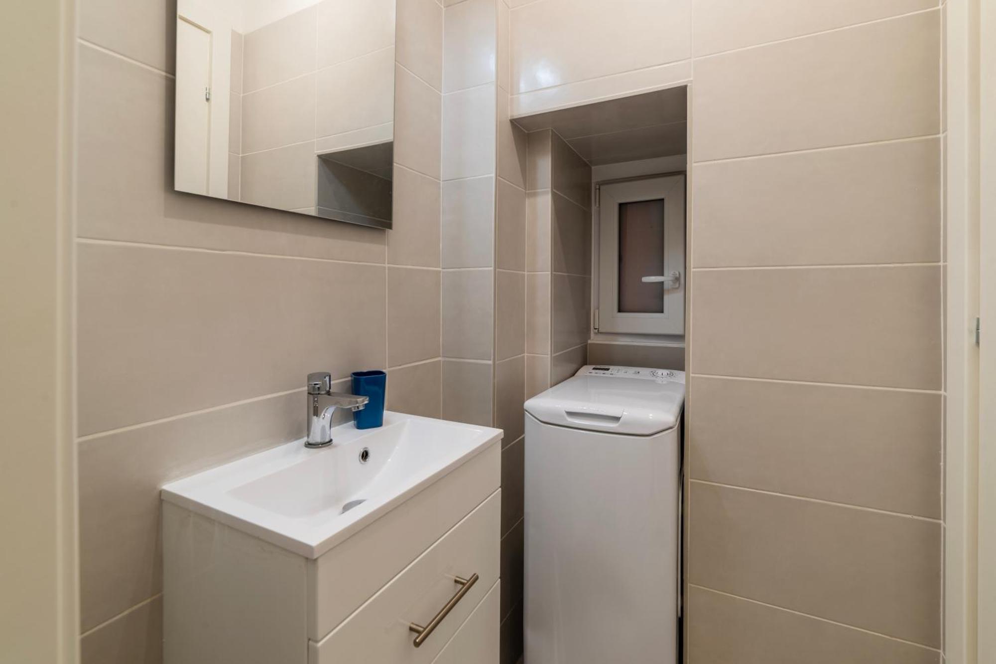 Terme Di Traiano Apartment - 10 Min Dal Colosseo Řím Exteriér fotografie